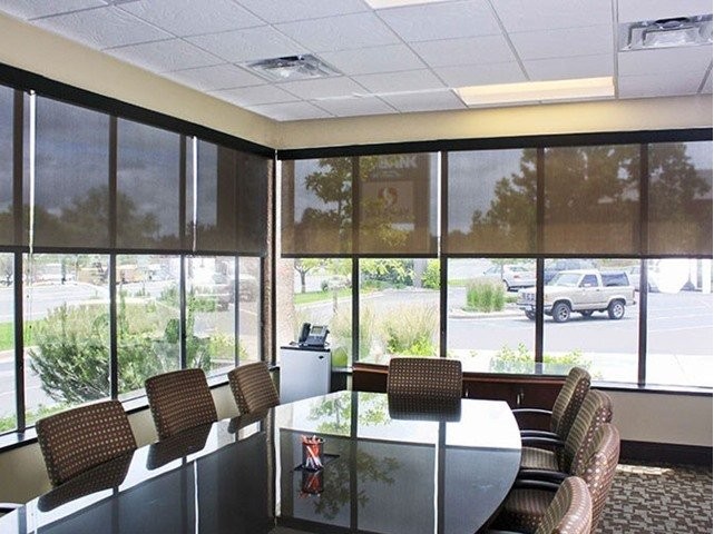 Hunter Douglas Dealer Image